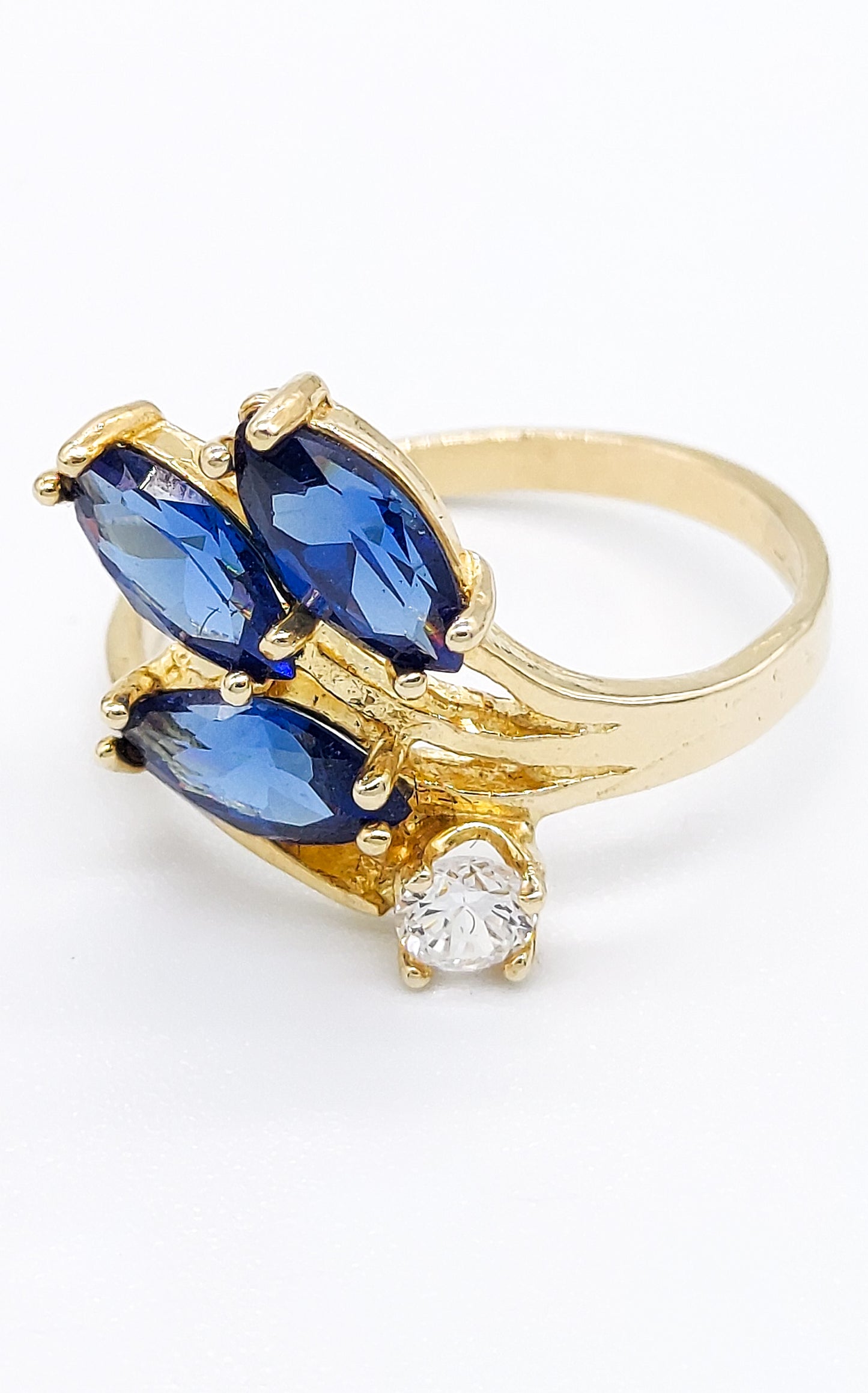 Frozen Vine - Blue Sapphire Marquise Trio 14K Gold Ring